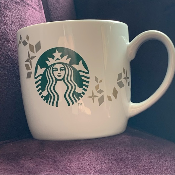Starbucks Christmas mug - Picture 1 of 5